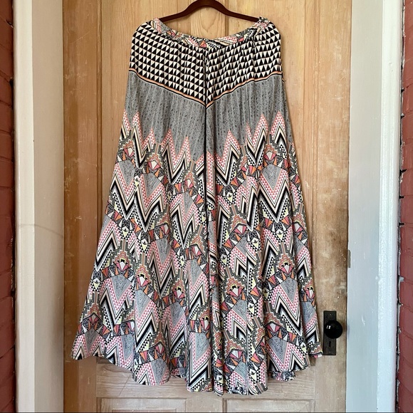 Max Nouveau Circle Maxi Skirt Size L - Picture 2 of 4